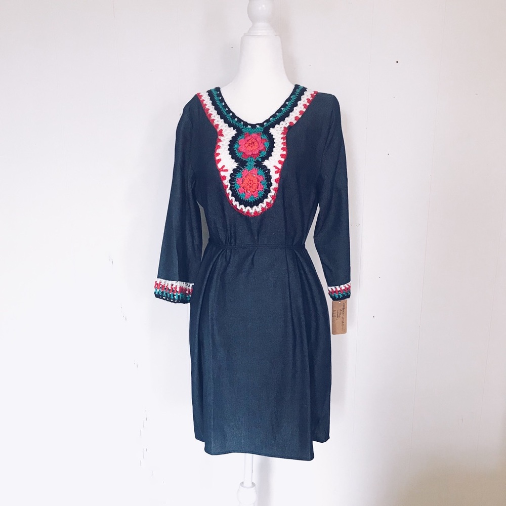 70’s inspired chambray knit dress.
